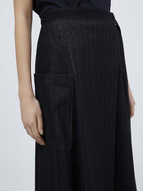  ピンストライプ ジャージー ミディ スカート 詳細画像 ブラック 3