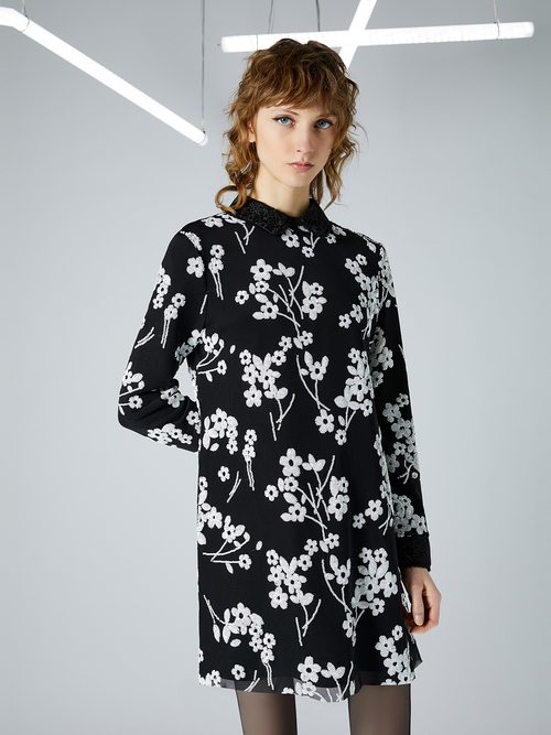  エンブロイダード ドレス MAi. with Richard Quinn